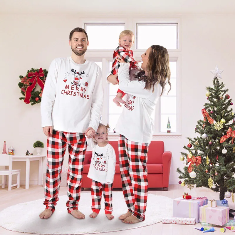 Pijamas familiares de Navidad conjunto de ropa de Navidad traje de padres e hijos ropa de dormir de algodón bebé chico papá mamá conjuntos familiares a juego
Pijamas familiares de Navidad conjunto de ropa de Navidad traje de padres e hijos ropa de dormir de algodón bebé chico papá mamá conjuntos familiares a juego