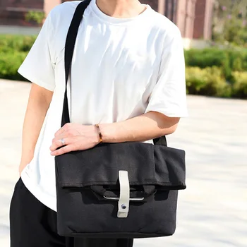 Hot Selling Men's Canvas Shoulder Bag Mobile Computer Messenger Bag for Travel Outdoor Work -B5 
Hot Selling Men's Canvas Shoulder Bag Mobile Computer Messenger Bag for Travel Outdoor Work -B5