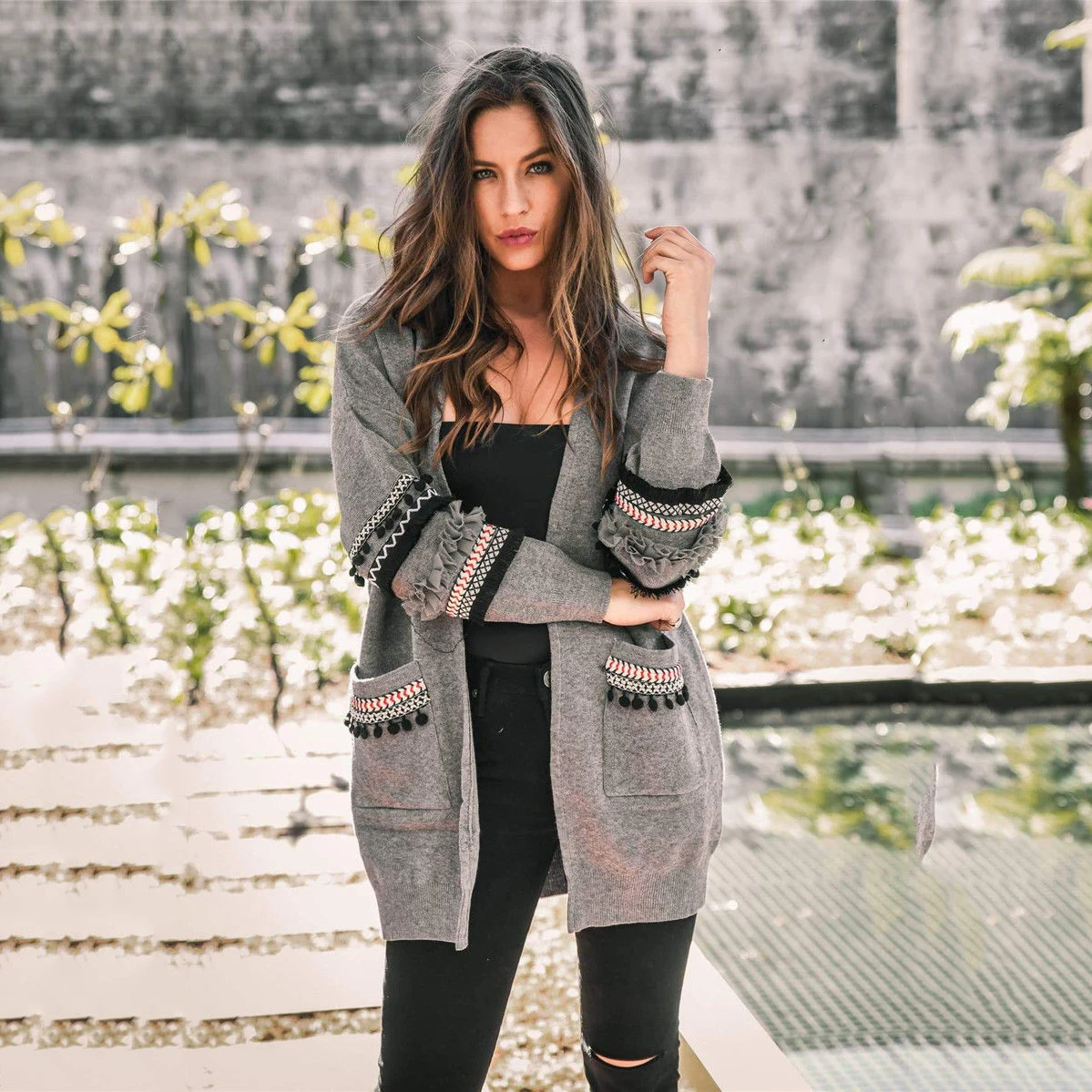 Autumn Winter Loose Knitted Cardigan Women Sweaters Warm Long Sleeve Floral Printed Outwear with Pocket Vest Femme
Autumn Winter Loose Knitted Cardigan Women Sweaters Warm Long Sleeve Floral Printed Outwear with Pocket Vest Femme
