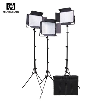 Nanguang CN-900SA 3pcs 54W Plastic LED Video Light Panels LED Studio Lighting Kit+Light Bag+210CM Light Stand
Nanguang CN-900SA 3pcs 54W Plastic LED Video Light Panels LED Studio Lighting Kit+Light Bag+210CM Light Stand