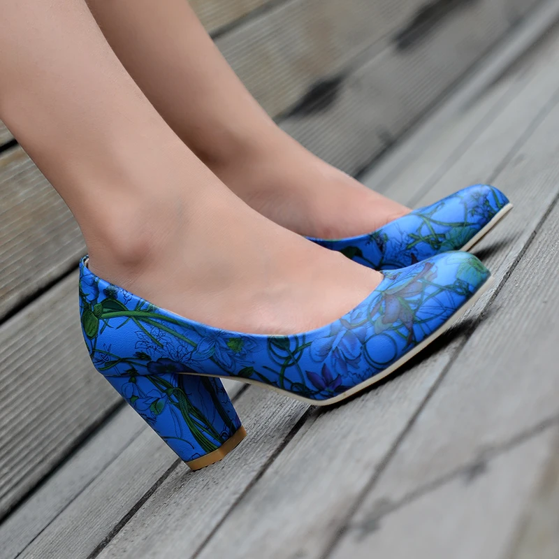 2019 spring Autumn plus size 31-47 print women shoes princess style high-heeled party date wedding pumps female shoes woman
2019 spring Autumn plus size 31-47 print women shoes princess style high-heeled party date wedding pumps female shoes woman