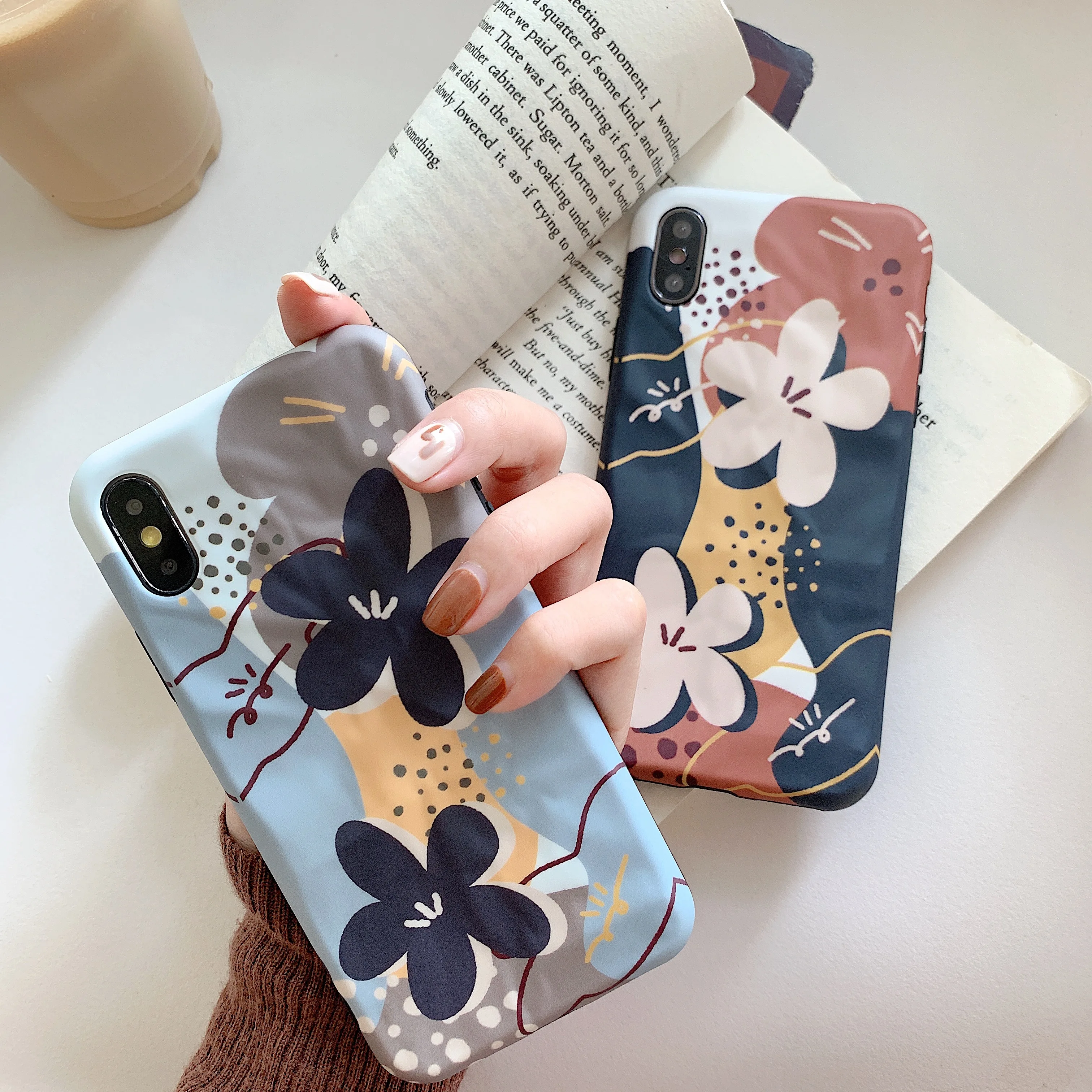 Art Doodle Flower Silicone Case for iPhone 7 8 Plus XS Max XR 3D Pleated Flower Pattern for iPhone X 8 6 6S Plus Phone Back Cove
Art Doodle Flower Silicone Case for iPhone 7 8 Plus XS Max XR 3D Pleated Flower Pattern for iPhone X 8 6 6S Plus Phone Back Cove