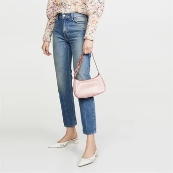Crocodile Pattern Baguette Handbag for Women 2020 Candy Color Chain Ladies Small Shoulder Bags Fashion Design Leather Armpit Bag
Crocodile Pattern Baguette Handbag for Women 2020 Candy Color Chain Ladies Small Shoulder Bags Fashion Design Leather Armpit Bag