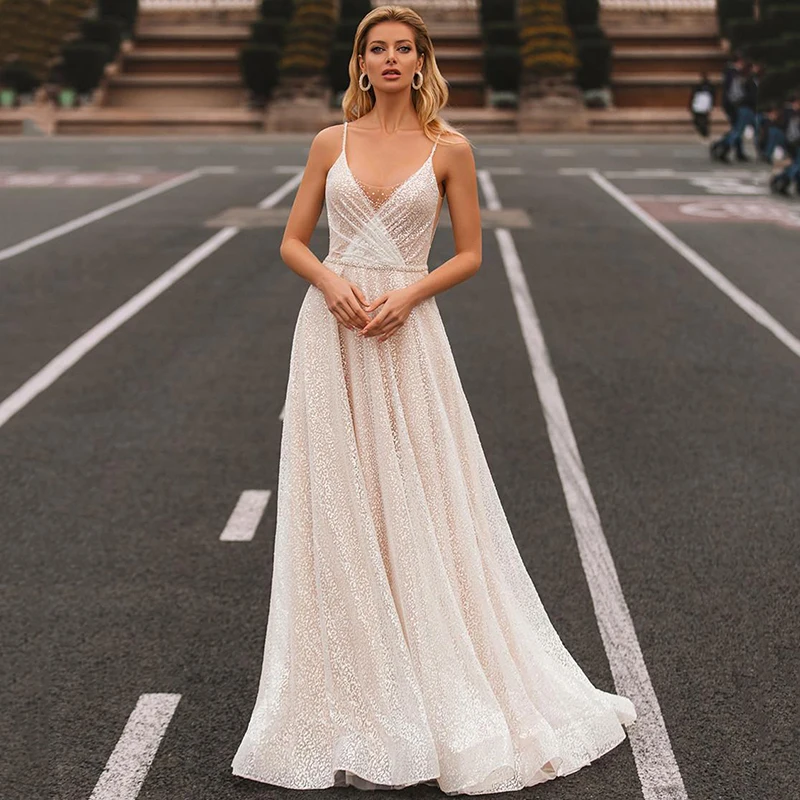 Eightree Spaghetti Straps Prom Dresses Deep V Neck Sequined Sleeveless Evening Gowns Floor Length Plus Size Formal Party Dress
Eightree Spaghetti Straps Prom Dresses Deep V Neck Sequined Sleeveless Evening Gowns Floor Length Plus Size Formal Party Dress