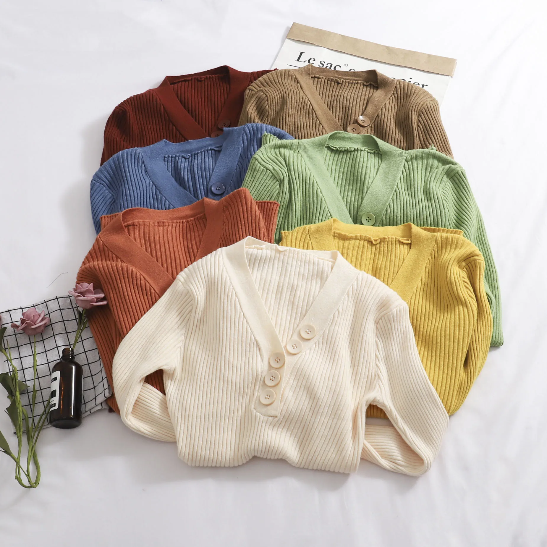 Women Summer V-neck Long Sleeve Pleated Striped Knitted Button Sweater Shirt Casual Elastic Slim High Waist Pullover Blouse Tops
Women Summer V-neck Long Sleeve Pleated Striped Knitted Button Sweater Shirt Casual Elastic Slim High Waist Pullover Blouse Tops