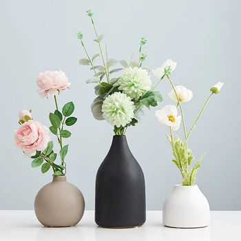INS Hot Ceramic vase Classic Porcelain Crafts Modern contracted flower vase set with flowers creative home decor accessories
INS Hot Ceramic vase Classic Porcelain Crafts Modern contracted flower vase set with flowers creative home decor accessories