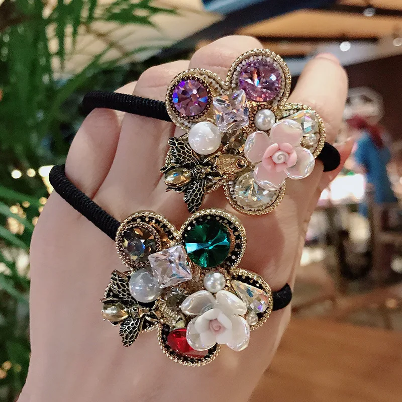 

Baroque Pearl Flower Bee Elastic Hair Bands for Women Hair Rope Tie Girls Five Petals Crystal Rhinestone Hairbands Retro Jewelry