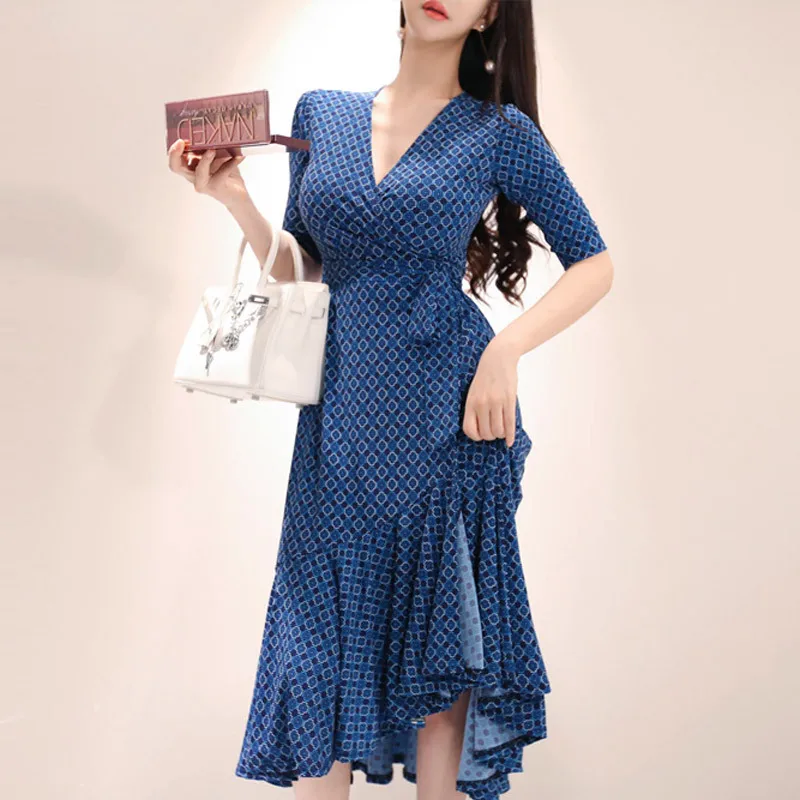 2019 Spring And Summer New Style Korean-style Elegant V-neck Lace-up Waist Hugging Slim Fit Long Skirts Flounced Hem Dress
2019 Spring And Summer New Style Korean-style Elegant V-neck Lace-up Waist Hugging Slim Fit Long Skirts Flounced Hem Dress