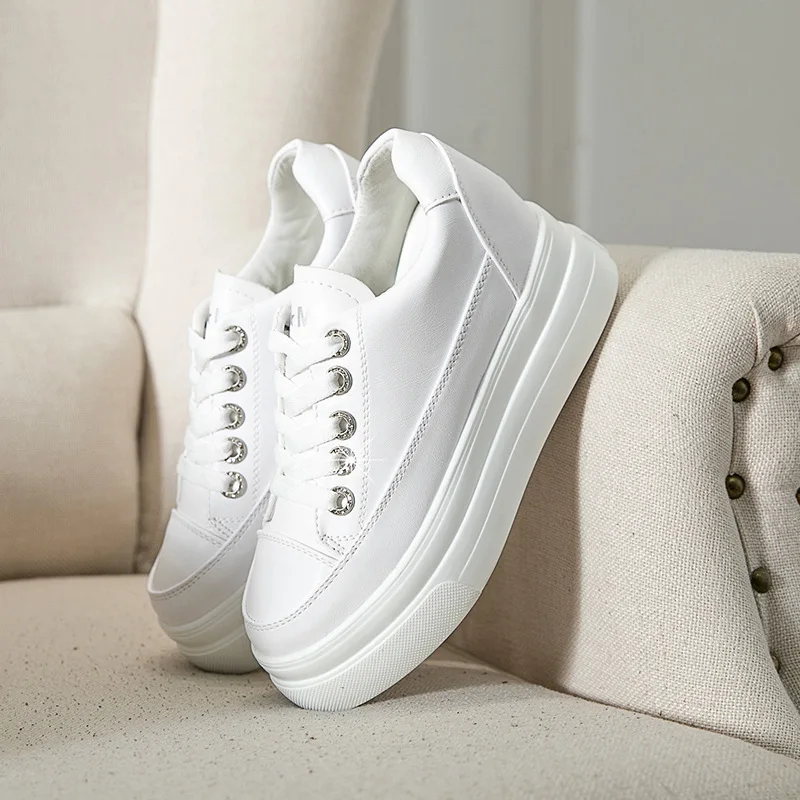 2020 spring new flat shoes women's fashion simple solid color thick sole soft and comfortable casual shoes
2020 spring new flat shoes women's fashion simple solid color thick sole soft and comfortable casual shoes