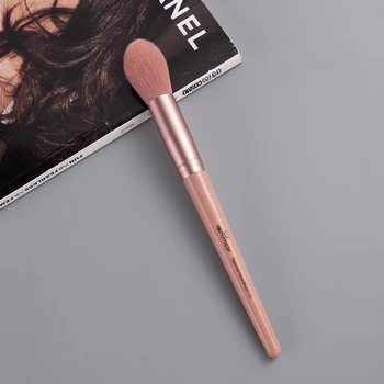Anmor Highlighter Makeup Brush Professional Synthetic Hair Make Up Brushes For Powder Highlighting Blush Quality Cosmetics Tool
Anmor Highlighter Makeup Brush Professional Synthetic Hair Make Up Brushes For Powder Highlighting Blush Quality Cosmetics Tool
