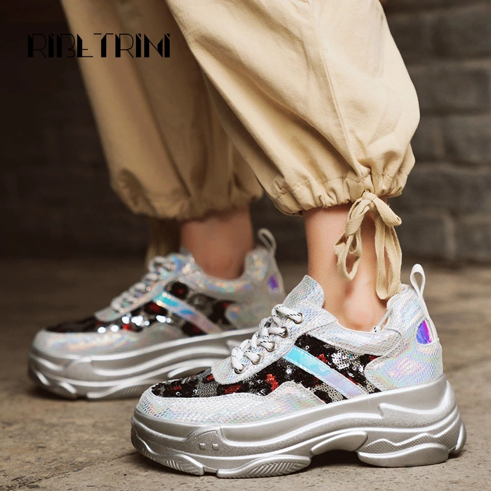 RIBETRINI Genuine Leather Glitter Dad Shoes For Woman Thick Heels Round Toe Platform Lace Up Spring Autumn Women Sneakers
RIBETRINI Genuine Leather Glitter Dad Shoes For Woman Thick Heels Round Toe Platform Lace Up Spring Autumn Women Sneakers