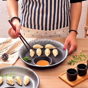 Creative Japanese ceramic tableware family hotel round black mother and son plate dumpling with vinegar sushi shrimp dish
Creative Japanese ceramic tableware family hotel round black mother and son plate dumpling with vinegar sushi shrimp dish