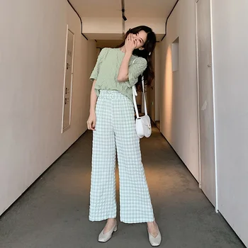 Summer Korean Pants Suit Fashion Short Sleeve Tops And Wid-leg Pants Two-piece Suit Casual outfits Women Streewear plus size
Summer Korean Pants Suit Fashion Short Sleeve Tops And Wid-leg Pants Two-piece Suit Casual outfits Women Streewear plus size