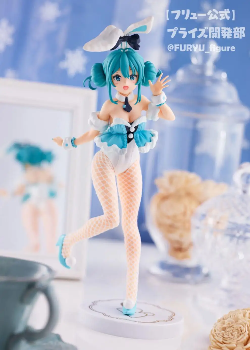 Cute Figure Kawaii White Black Bunnies Ver Girls Action Figures Pvc Model Doll Toys for Children Decor Figurines
Cute Figure Kawaii White Black Bunnies Ver Girls Action Figures Pvc Model Doll Toys for Children Decor Figurines