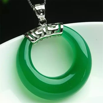 925 Silver Natural Ice Jade Agate Ping An Buckle Pendant Woman
925 Silver Natural Ice Jade Agate Ping An Buckle Pendant Woman