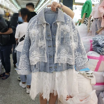 2020 Spring Fall New Jeans Jacket Women Streetwear Lace Stitching Heavy Industry Beaded Retro Medium-Length Cowboy Coat Female
2020 Spring Fall New Jeans Jacket Women Streetwear Lace Stitching Heavy Industry Beaded Retro Medium-Length Cowboy Coat Female