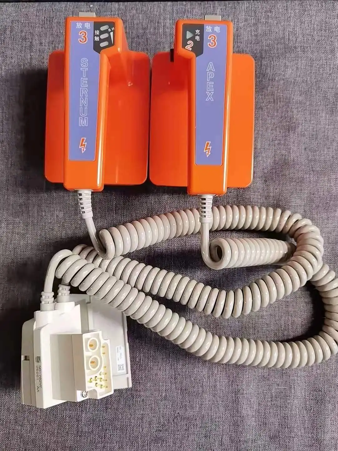 Nippon Optoelectronics 7631 ручка дефибриллятора TEC 7621K 7631K 7731K
Nippon Optoelectronics 7631 ручка дефибриллятора TEC 7621K 7631K 7731K