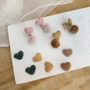 Autumn And Winter New Style Heart Yarn Ear Rings DIY Materials Accessories Bag Handmade Origional Ear Stud Earrings Earrings
Autumn And Winter New Style Heart Yarn Ear Rings DIY Materials Accessories Bag Handmade Origional Ear Stud Earrings Earrings