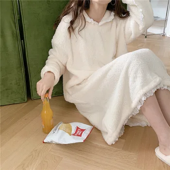 Winter Nightdress Lovely Hooded Long Sleeve Pullover Flannel Housewear Pajamas Set 
Winter Nightdress Lovely Hooded Long Sleeve Pullover Flannel Housewear Pajamas Set