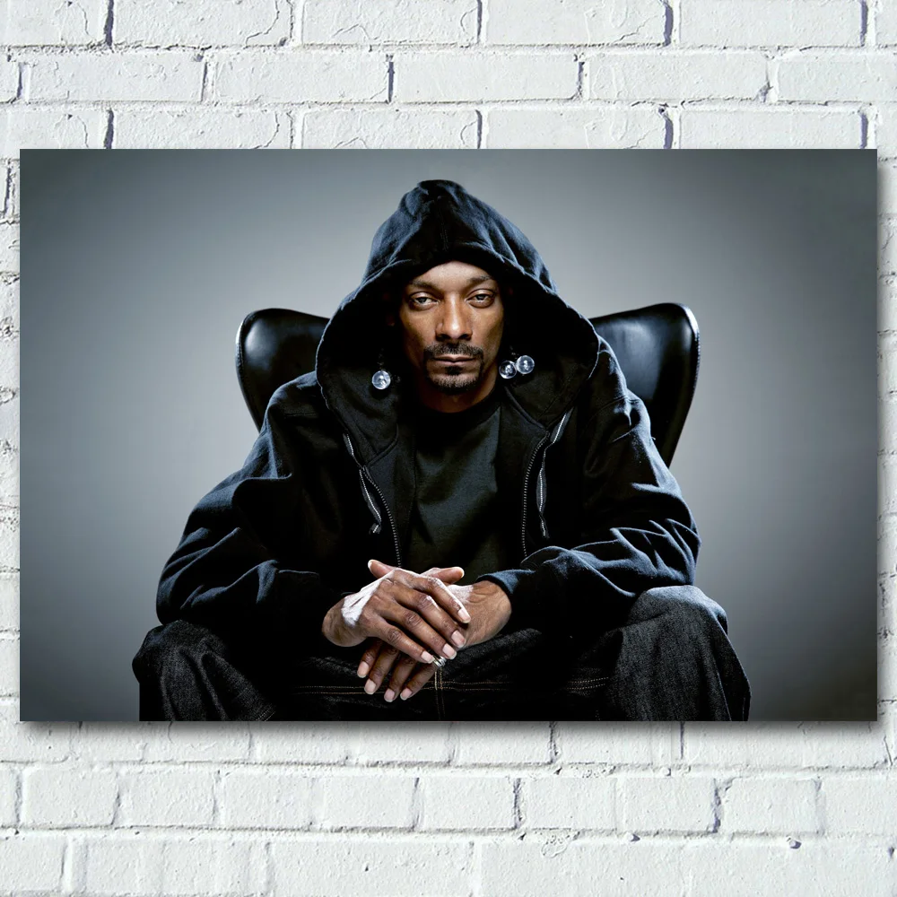 

Snoop Dogg Rapper singer celebrity style Wall Art Posters Canvas Prints Art portrait Paintings for living room Decor