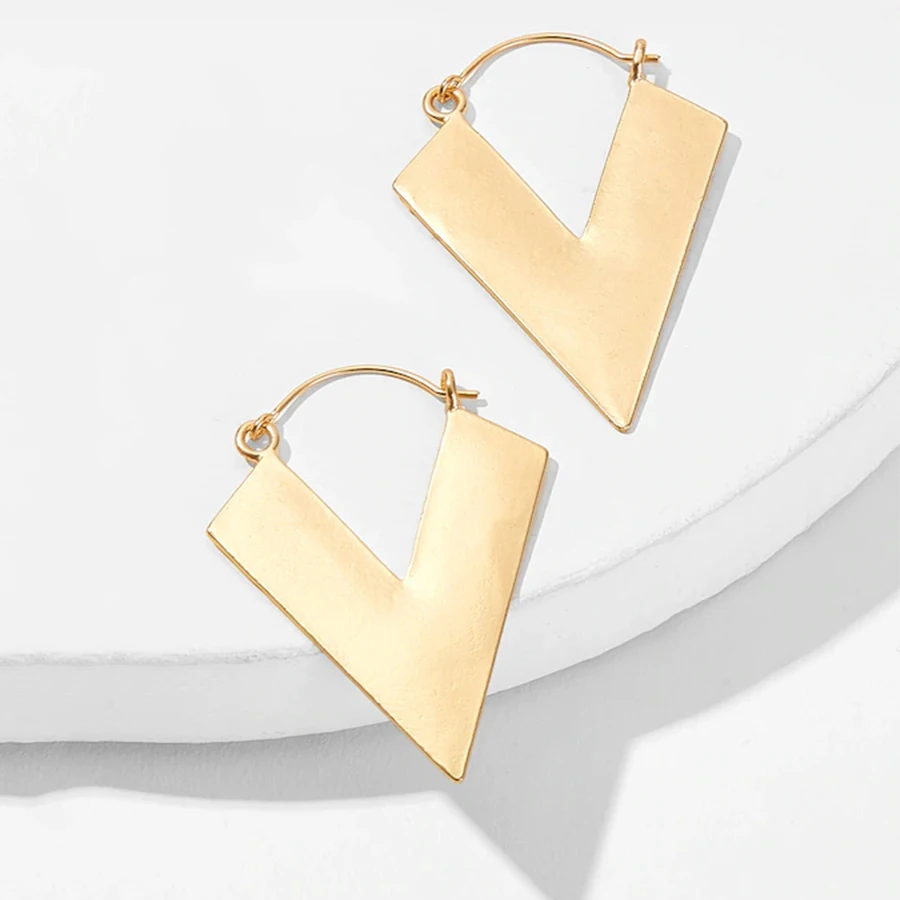 Simple Triangle Irregular Pendant Alloy Earrings for Women Gold Big Earrings Pendientes Mujer Moda Bijoux Femme Indian Jewelry
Simple Triangle Irregular Pendant Alloy Earrings for Women Gold Big Earrings Pendientes Mujer Moda Bijoux Femme Indian Jewelry