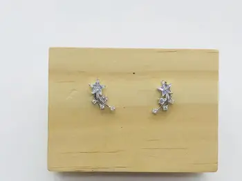 Latest Arrival Trendy Stars Inlaid With Zircon Crystal Design Female Silver Eardrop Stud Sterling Temperamen For Girls Women
Latest Arrival Trendy Stars Inlaid With Zircon Crystal Design Female Silver Eardrop Stud Sterling Temperamen For Girls Women