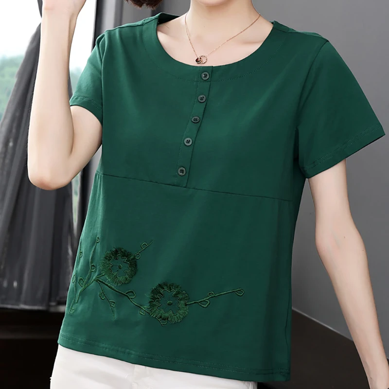 Camiseta Mujer Embroidery Floral T-Shirt Cotton Tshirt Lady Button T Shirt Women 2022 Summer Short Sleeve Tees Ladies Tops Femme
Camiseta Mujer Embroidery Floral T-Shirt Cotton Tshirt Lady Button T Shirt Women 2022 Summer Short Sleeve Tees Ladies Tops Femme