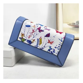 100% Genuine leather bags ART Printing Graffiti flowers summer Small square Messenger bag Women's real leather Crossbody bag
100% Genuine leather bags ART Printing Graffiti flowers summer Small square Messenger bag Women's real leather Crossbody bag