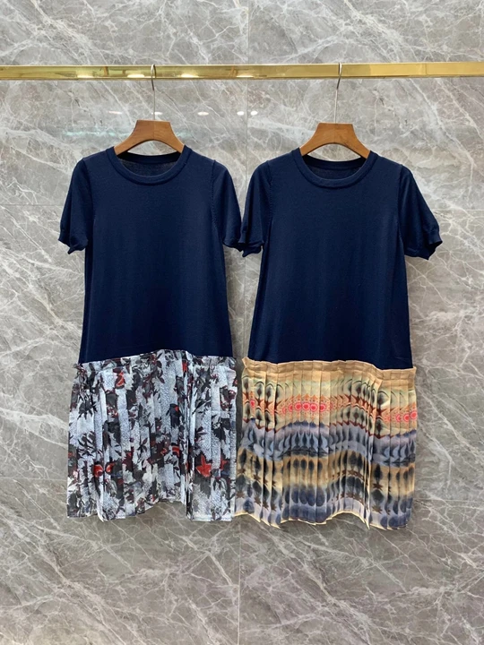 2019 Early Autumn New Women's Doubled Neck Lower Hem Press Fold Printing Mosaic Short Sleeve Dress 820
2019 Early Autumn New Women's Doubled Neck Lower Hem Press Fold Printing Mosaic Short Sleeve Dress 820