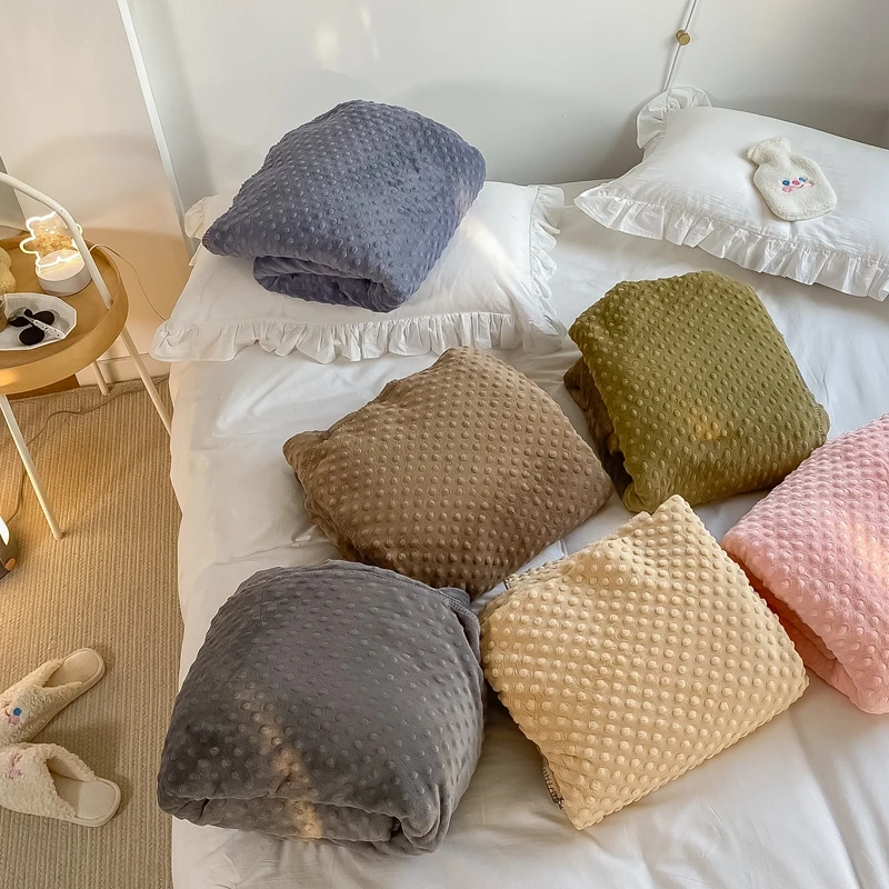 Solid Color Series Blanket Type A beanie Shape Soft Comfort Throw Blanket Modern High Quality Sleep Blanket For Child And Adult
Solid Color Series Blanket Type A beanie Shape Soft Comfort Throw Blanket Modern High Quality Sleep Blanket For Child And Adult