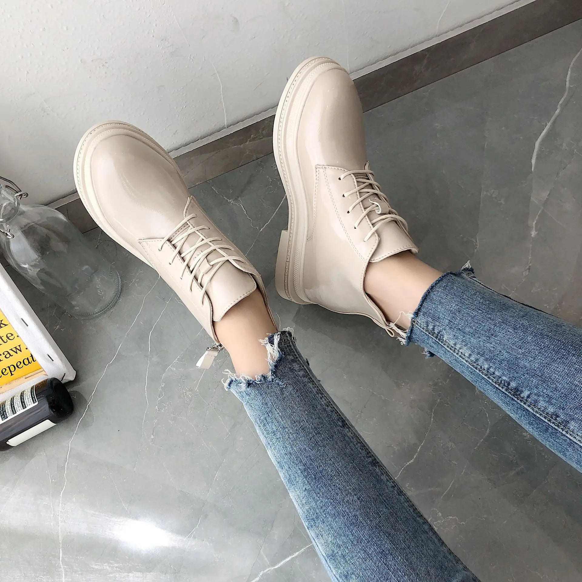 Small Leather Boot Women's 2019 New Style Winter British Style INS Online Celebrity Thin Boots Autumn Short Boots
Small Leather Boot Women's 2019 New Style Winter British Style INS Online Celebrity Thin Boots Autumn Short Boots