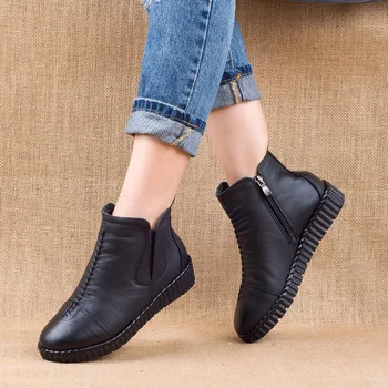 2019 winter Genuine Leather Ankle Boots Handmade Lady soft Flat shoes comfortable Casual Moccasins side Zip Ankle Boots
2019 winter Genuine Leather Ankle Boots Handmade Lady soft Flat shoes comfortable Casual Moccasins side Zip Ankle Boots