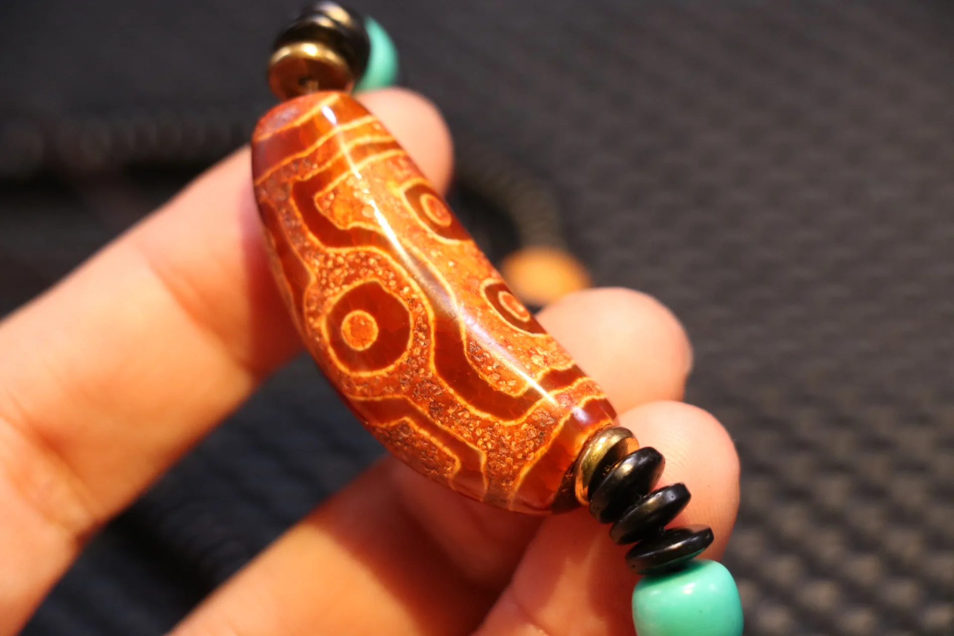 Treasure Unique Energy Tibetan Red Agate 7 Eye Horn Shape dZi Bead Adjustable Necklace Pendant Amulet Timestown UPD21104D
Treasure Unique Energy Tibetan Red Agate 7 Eye Horn Shape dZi Bead Adjustable Necklace Pendant Amulet Timestown UPD21104D