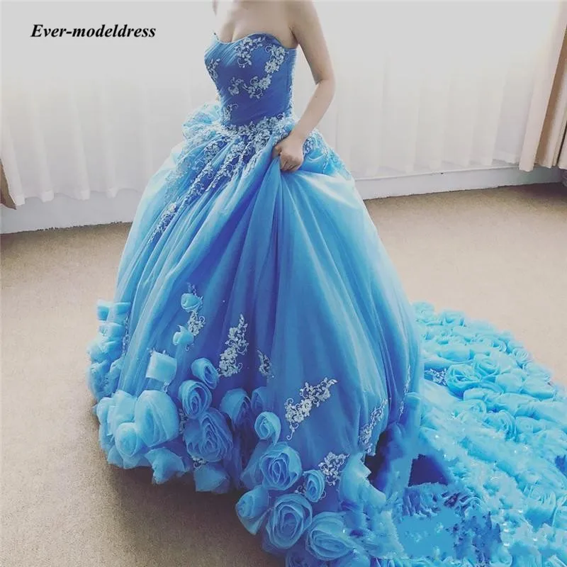 Gorgeous Sweetheart Tulle Quinceanera Dresses Appliques 3D Handmade Flowers Ball Gowns Sweep Train Customized Robe De Bal 2020
Gorgeous Sweetheart Tulle Quinceanera Dresses Appliques 3D Handmade Flowers Ball Gowns Sweep Train Customized Robe De Bal 2020
