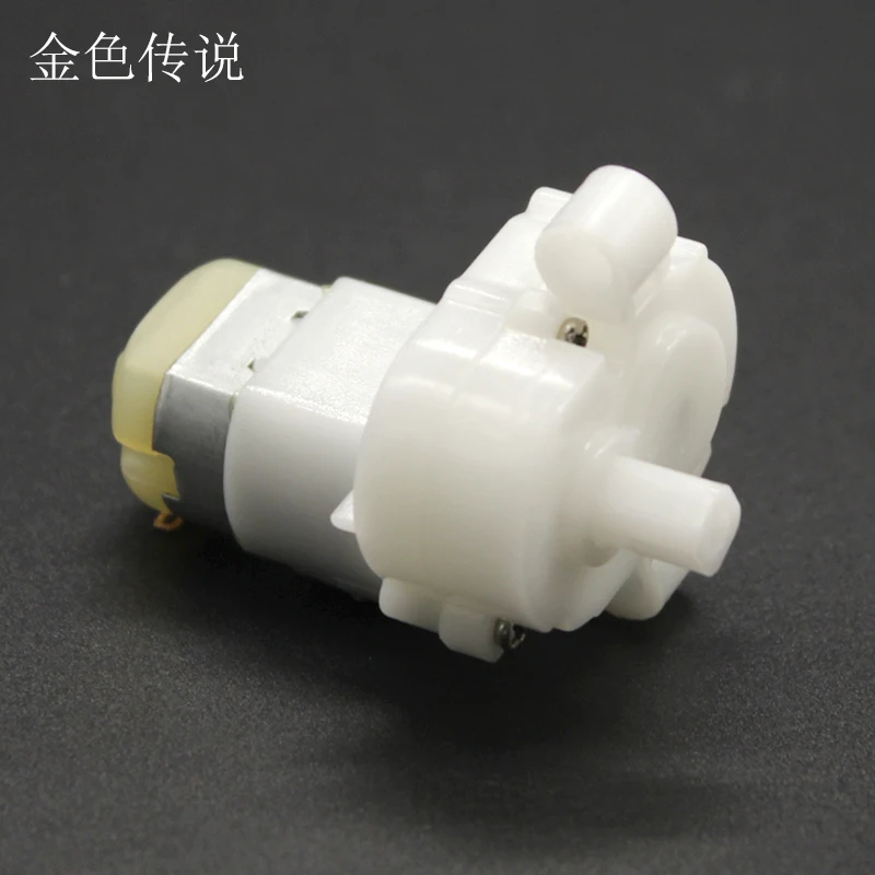 White gearbox 130 geared motor Forward and reverse square shaft DIY handmade toy model technology small production
White gearbox 130 geared motor Forward and reverse square shaft DIY handmade toy model technology small production