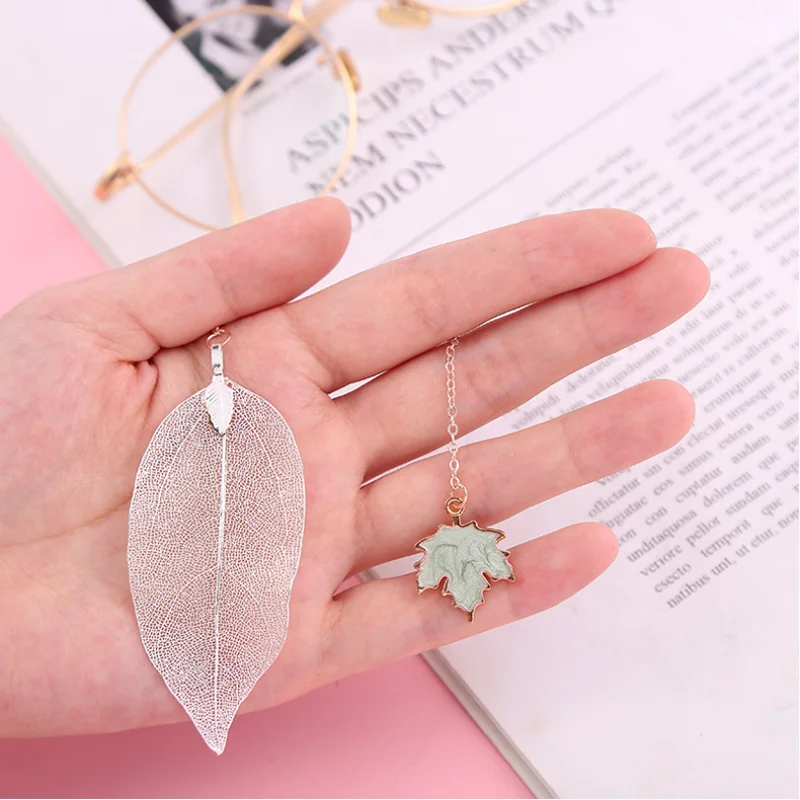 1pc Cute Leaf Veins Bookmark Kawaii Accessories Pendant Bookmark Korean Stationery Bookend Page Tab Office School Supplies
1pc Cute Leaf Veins Bookmark Kawaii Accessories Pendant Bookmark Korean Stationery Bookend Page Tab Office School Supplies