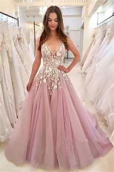 Blush Pink Beach Wedding Dresses 2020 V-neck Lace Floral Summer Holiday Bride Reception Gown Country Garden Wedding Dress
Blush Pink Beach Wedding Dresses 2020 V-neck Lace Floral Summer Holiday Bride Reception Gown Country Garden Wedding Dress
