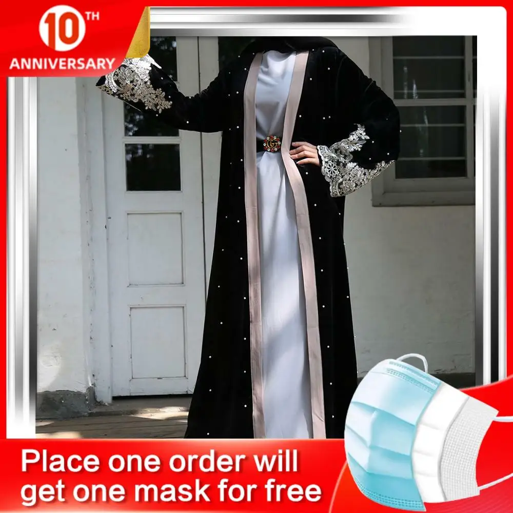 2020 New Fashion Abaya Long-Sleeved Beaded Lace Gold Velvet Cardigan Dubai Islamic Robe Turkey Middle East Fashion Women
2020 New Fashion Abaya Long-Sleeved Beaded Lace Gold Velvet Cardigan Dubai Islamic Robe Turkey Middle East Fashion Women