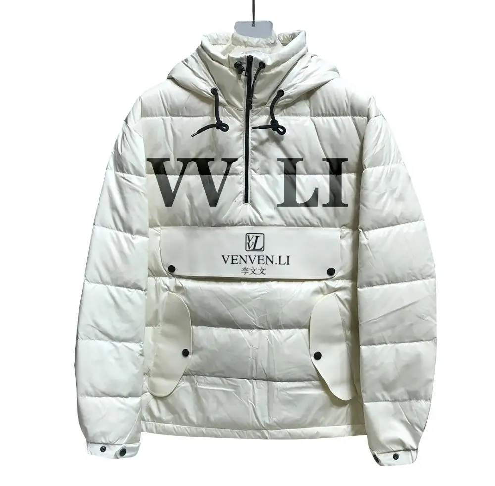 The new trend for men in 2020 is a smart, lightweight, short winter jacket with a thick padded jacket
The new trend for men in 2020 is a smart, lightweight, short winter jacket with a thick padded jacket