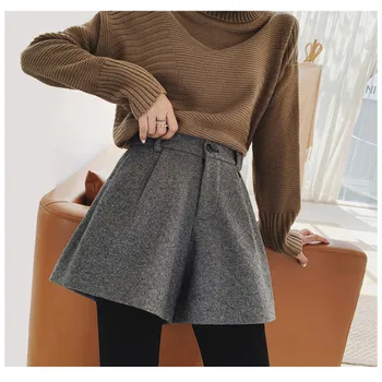 Autumn Winter Woolen Shorts Women 2020 New Hot Shorts High Waist Wide Leg Loose Casual Stylish High-Grade Tartan Short 
Autumn Winter Woolen Shorts Women 2020 New Hot Shorts High Waist Wide Leg Loose Casual Stylish High-Grade Tartan Short