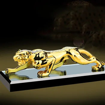 2019 Fashion Gold Panther Figurines Miniatures Geometric Metal Leopard Statue Car perfume decor Wine Cabinet Home Accessories
2019 Fashion Gold Panther Figurines Miniatures Geometric Metal Leopard Statue Car perfume decor Wine Cabinet Home Accessories
