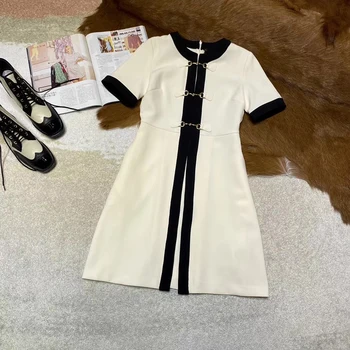 Sexy Solid Dress Women Sprint Short Sleeve Mini Dresses O-neck Button Casual Dress
Sexy Solid Dress Women Sprint Short Sleeve Mini Dresses O-neck Button Casual Dress