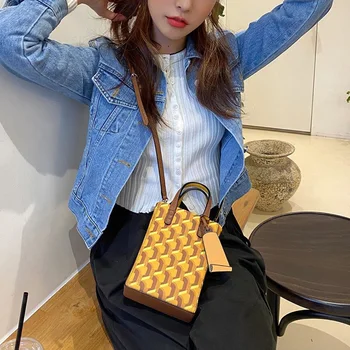 2020 Summer Korean Style Niche Design Women Crossbody Small Square Printed Chartered Portable Shoulder Ins Messenger Bag JYO1
2020 Summer Korean Style Niche Design Women Crossbody Small Square Printed Chartered Portable Shoulder Ins Messenger Bag JYO1