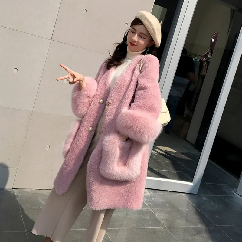 2019 New Autumn Winter Korean Imitation Sheep Shearing Fur Coat Women's body Fox Fur was thin Long Coats V1042
2019 New Autumn Winter Korean Imitation Sheep Shearing Fur Coat Women's body Fox Fur was thin Long Coats V1042