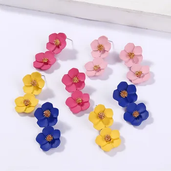 EC585 Fashion temperament earrings romantic multicolor flower earrings girls double earrings irregular small floral ornaments
EC585 Fashion temperament earrings romantic multicolor flower earrings girls double earrings irregular small floral ornaments