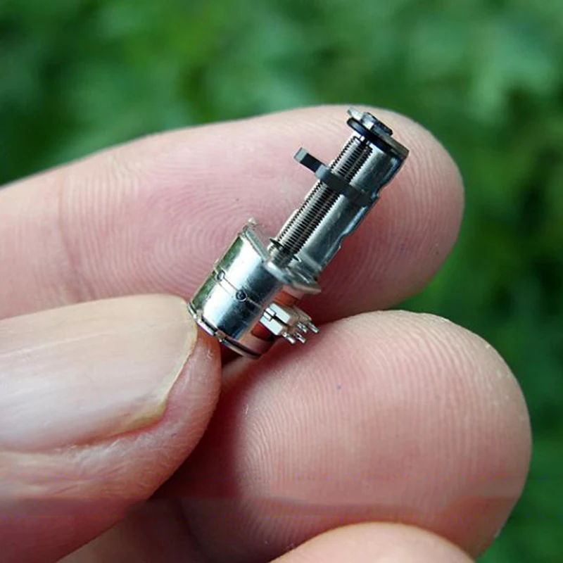 Micro Mini 6mm 2-phase 4-wire Precision Stepper Motor Stepping Motor Linear Screw Rod Slider Block Nut Focus Motor
Micro Mini 6mm 2-phase 4-wire Precision Stepper Motor Stepping Motor Linear Screw Rod Slider Block Nut Focus Motor