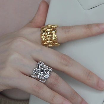 AOMU 2020 INS Fashion Hollow Metal Braided Ring Geometric Round Gold Silver Color Wide Rings for Women Party Jewelry
AOMU 2020 INS Fashion Hollow Metal Braided Ring Geometric Round Gold Silver Color Wide Rings for Women Party Jewelry