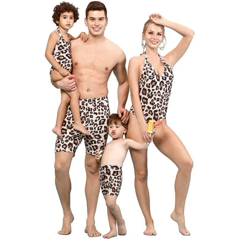 Family Matching Swimwear One Pieces Bikini Set 2020 Newest Leopard Print Mommy And Me Bathing Suits
Family Matching Swimwear One Pieces Bikini Set 2020 Newest Leopard Print Mommy And Me Bathing Suits
