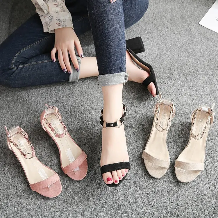 Large Size Sandals Women's 2018 Summer New Style Fashion Peep Toe Chunky Heel Solid Color Suede Metal Buckle WOMEN'S Sandals
Large Size Sandals Women's 2018 Summer New Style Fashion Peep Toe Chunky Heel Solid Color Suede Metal Buckle WOMEN'S Sandals