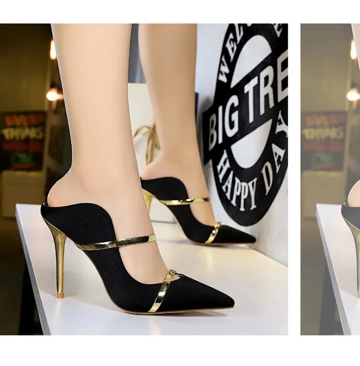 New Ladies Baotou Stilettos Women Sexy Fashion High Heel Slides Asakuchi Hollow Out One Word Female Slippers Pointed High Heels
New Ladies Baotou Stilettos Women Sexy Fashion High Heel Slides Asakuchi Hollow Out One Word Female Slippers Pointed High Heels